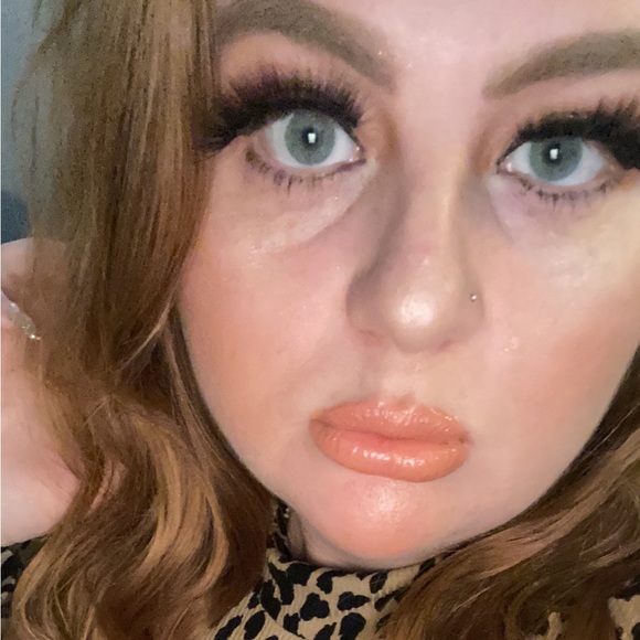 Meet your Posher, Sheila - Picture 5 of 5